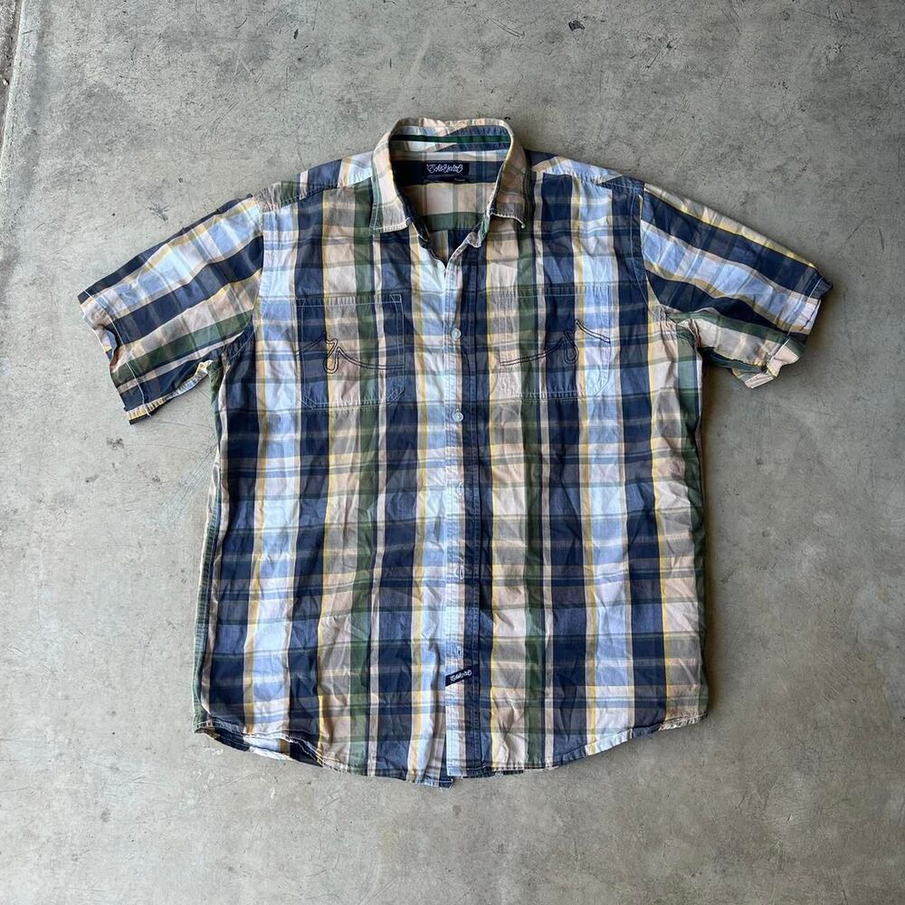 Ecko Unlimited Mens XL y2k Plaid Short sleeve button up with accents